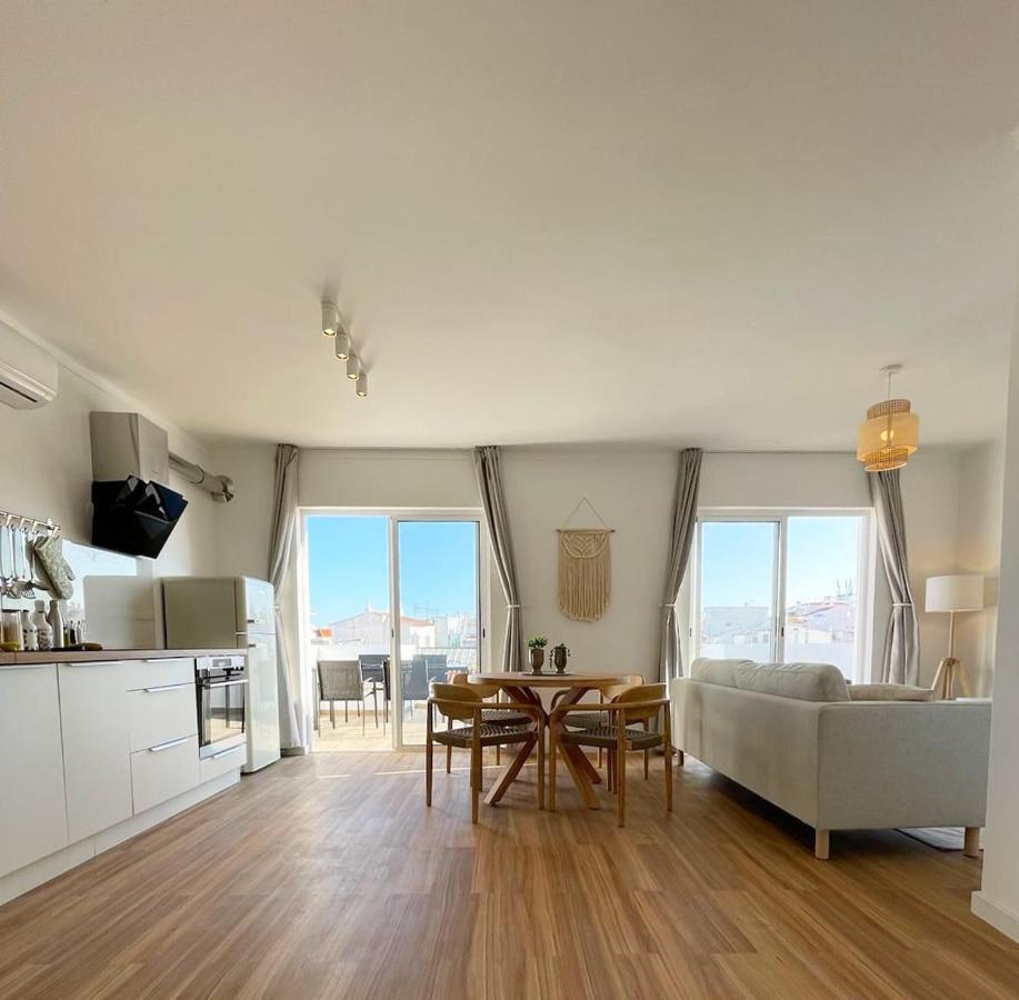 Sun Waves Beach Apartment Portimão Extérieur photo
